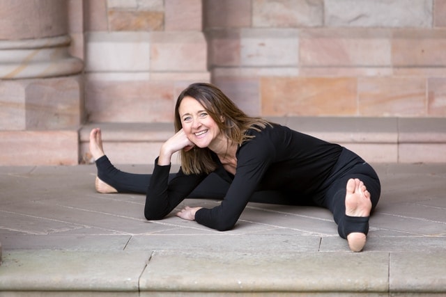 73683340 Jolanda yoga 97 2