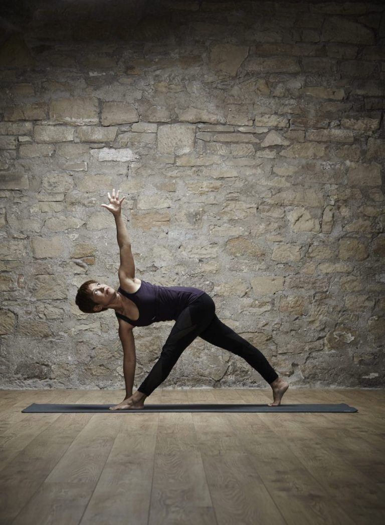 FlowMotion Yoga7691 1 1 768x1047