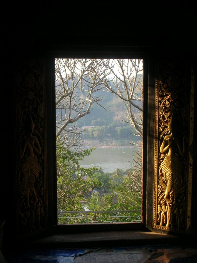 Loas 032 768x1024