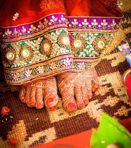 henna feet square small 2