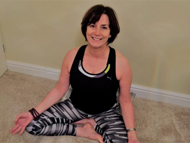 jane yoga 768x576